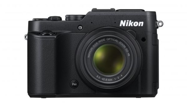 Nikon P7800